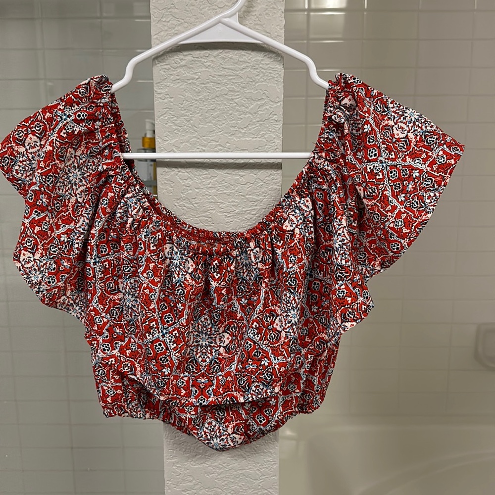 Hollister Crop Top